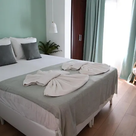Arya Karaburun Hotel